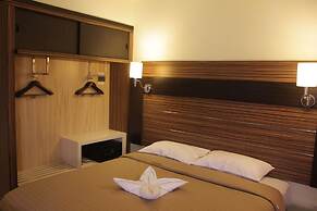 Travello Manado