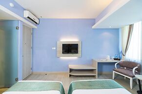 Royal City Hotel