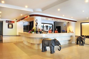 Gaja Hotel