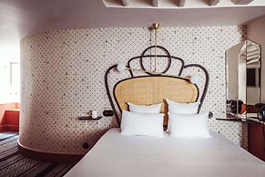 Hotel Panache