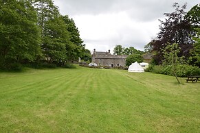Sweetbriar Cottage B&B and Camping