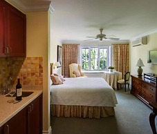 Royal Palms Hotel