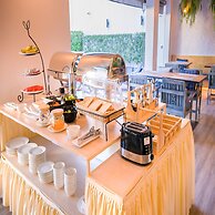 Luck Thai Hotel