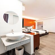 Luck Thai Hotel