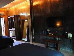 Qi 68 Hotel