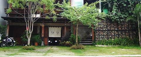 Qi 68 Hotel