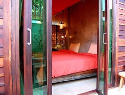 Qi 68 Hotel