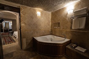 Grand Cave Suites