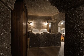 Grand Cave Suites