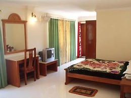 Riverside Resort