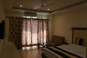 Riverside Resort