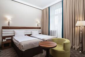 Slavyanka Hotel