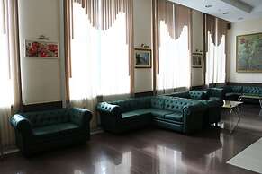 Slavyanka Hotel