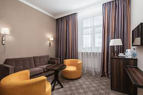 Slavyanka Hotel