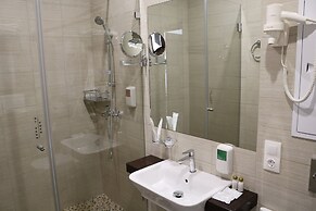 Slavyanka Hotel