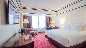 REDTOP Hotel & Convention Center