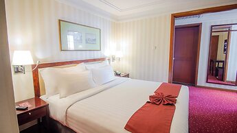 REDTOP Hotel & Convention Center