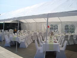 Hotel Gasthof Goldener Hahn