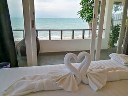 The Cosy Beach Resort