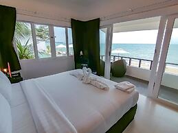 The Cosy Beach Resort