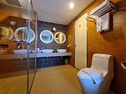 Swan Garden Hotel