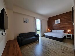 Swan Garden Hotel