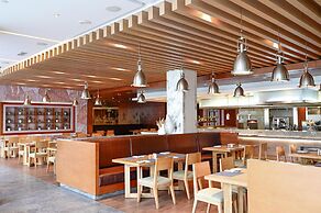DoubleTree by Hilton Dubai - Jumeirah Beach