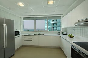 DoubleTree by Hilton Dubai - Jumeirah Beach