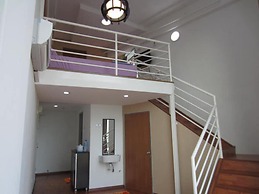 The CEO Duplex SOHO Suite