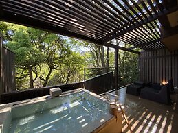 Yugawara Spa Ryokan Ashikari