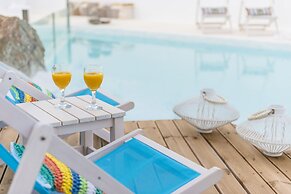 Kouros Home Hotel