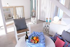 Kouros Home Hotel