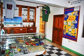 Chaleanor Hotel