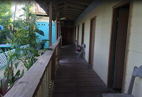 Chaleanor Hotel