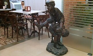 Hotel Toral
