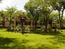 Hotel Toral