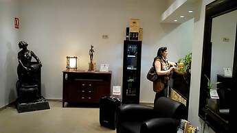 Hotel Toral