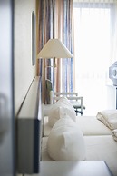 Stargaze Forum Hotel