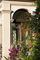 SCHLOSS PLARS Wine & Suites