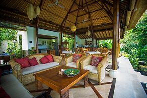Amori Villas