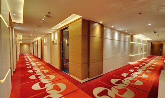 Platinum Hotel