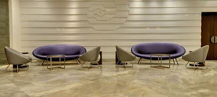 Platinum Hotel