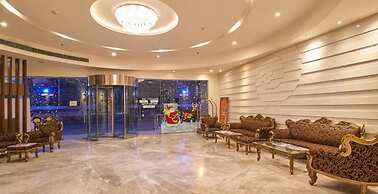 Platinum Hotel