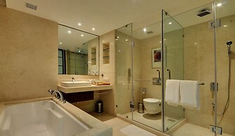 Platinum Hotel