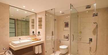 Platinum Hotel