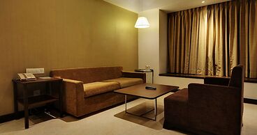 Platinum Hotel