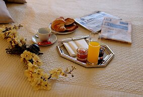 Eremes Rooms & Apartments