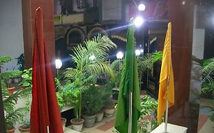 Hotel Viraat Inn