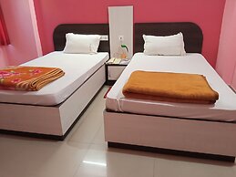 Hotel Viraat Inn