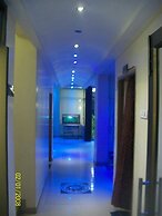 Hotel Viraat Inn